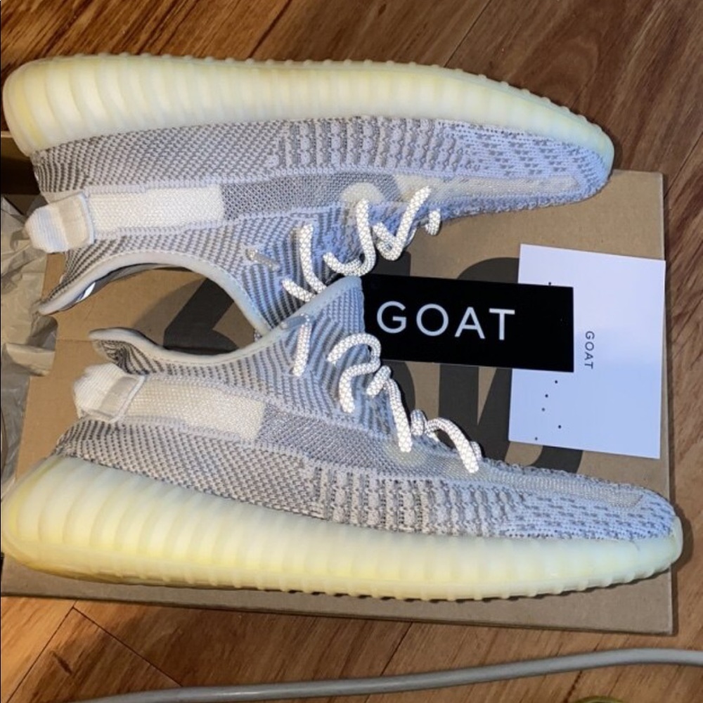 Yeezy 350 static non reflective adidas size 8.